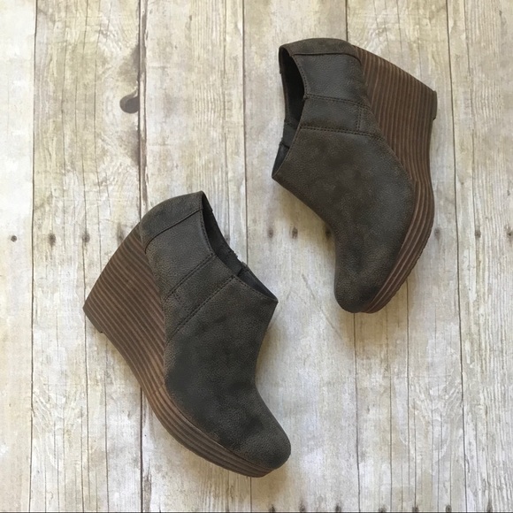 dr scholl's harlow wedge